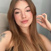 lyn_dourado