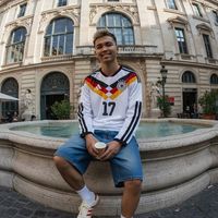 TikTok Account - https://p16-sg.tiktokcdn.com/tos-alisg-avt-0068/d5de19219a95b4d4e27713c28180e170~tplv-tiktokx-cropcenter:200:200.jpeg