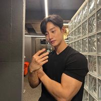 celebrity_santos1