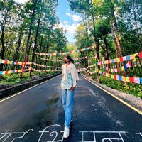 TikTok Account - https://p16-sg.tiktokcdn.com/tos-alisg-avt-0068/e26139b084acd3b472fe53d98e2c4268~tplv-tiktokx-cropcenter:200:200.jpeg