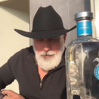 TikTok Account - https://p16-sg.tiktokcdn.com/tos-alisg-avt-0068/e7a5bc61308f994b80a490a26927aaf0~tplv-tiktokx-cropcenter:200:200.jpeg