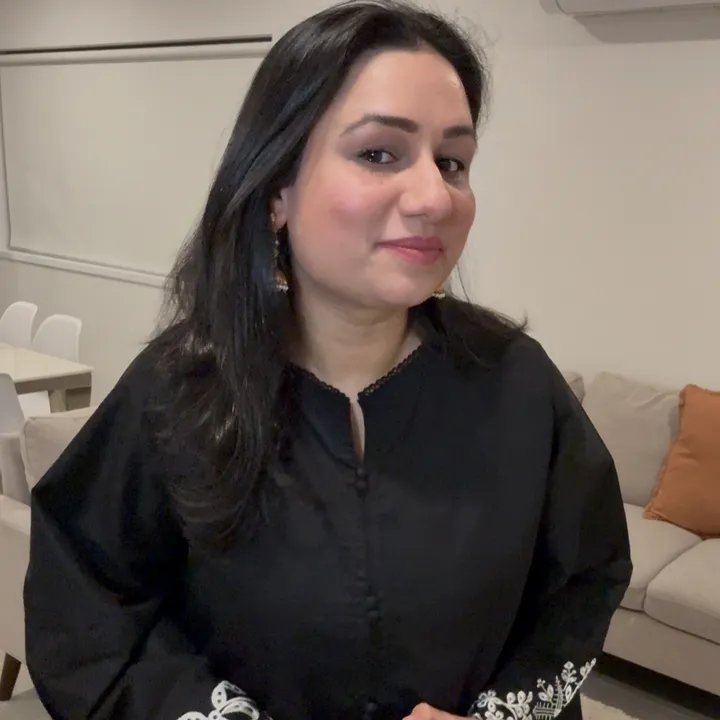 farheennazvlogs