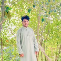 unknown_boy_382