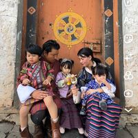 TikTok Account - https://p16-sg.tiktokcdn.com/tos-alisg-avt-0068/f412edf1609f59a94be733911eb3a100~tplv-tiktokx-cropcenter:200:200.jpeg