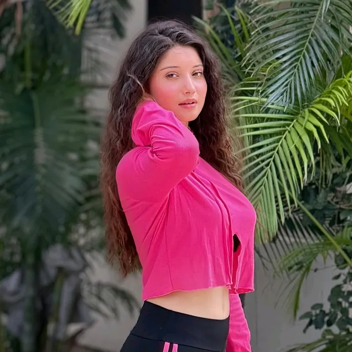 attitudegirlbrand0
