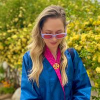 TikTok Account - https://p16-sg.tiktokcdn.com/tos-alisg-avt-0068/f95872a726c5c21c89bb466a3a165b9c~tplv-tiktokx-cropcenter:200:200.jpeg