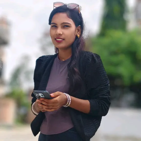 priya_9011