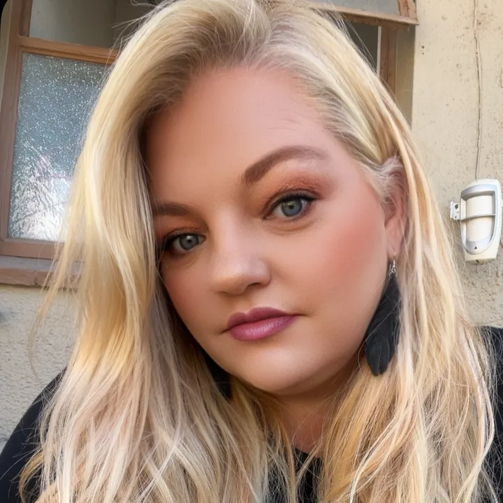 leeleeboo96