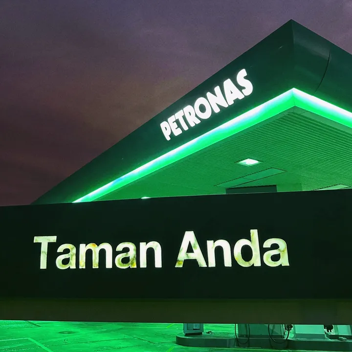 petronastamananda