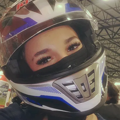 @notjolaina
