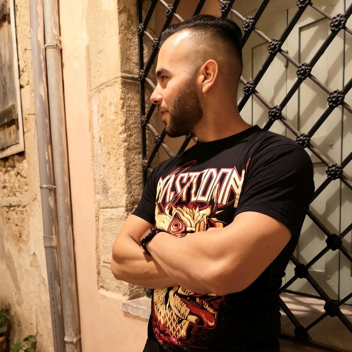 ToniTheGreek 🤘 - suara asli