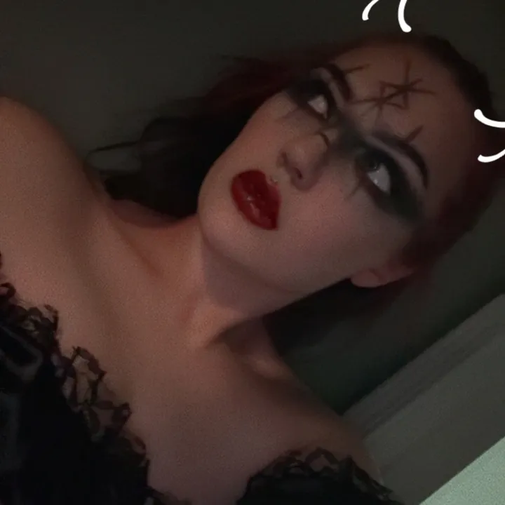@alyssaxarmstrong