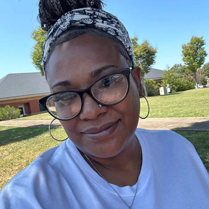@jamilamccoy2_soberqueen