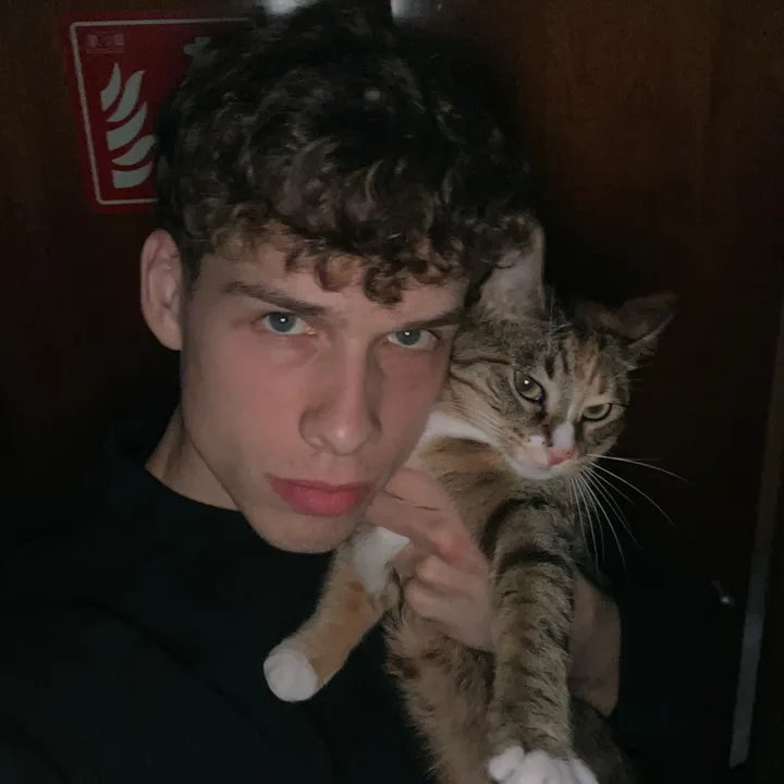 @danomc_