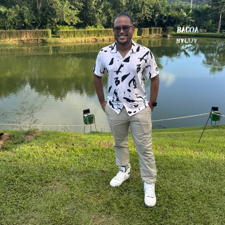 Antonio Earl - original sound - earlofwords