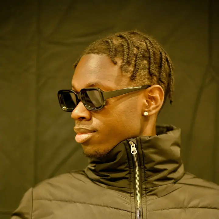 malick..diabate - CEST QUI CEST MOI