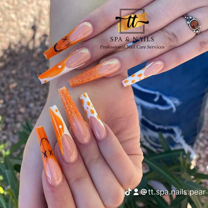 @stephennailsatx