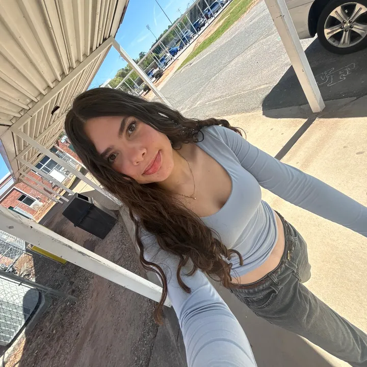 @lucia._.pt2