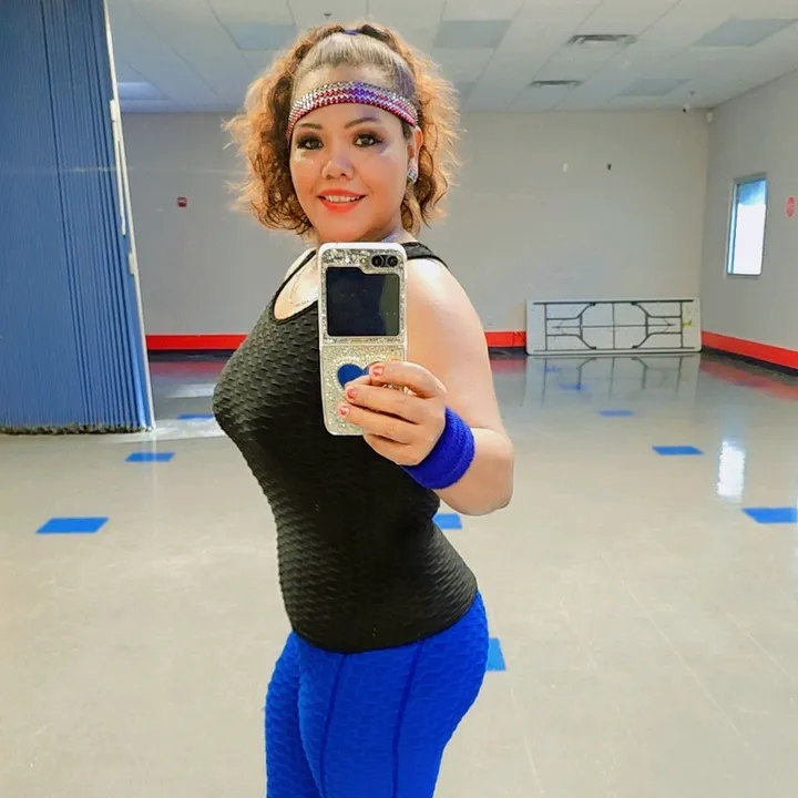 @zumbaqueen100