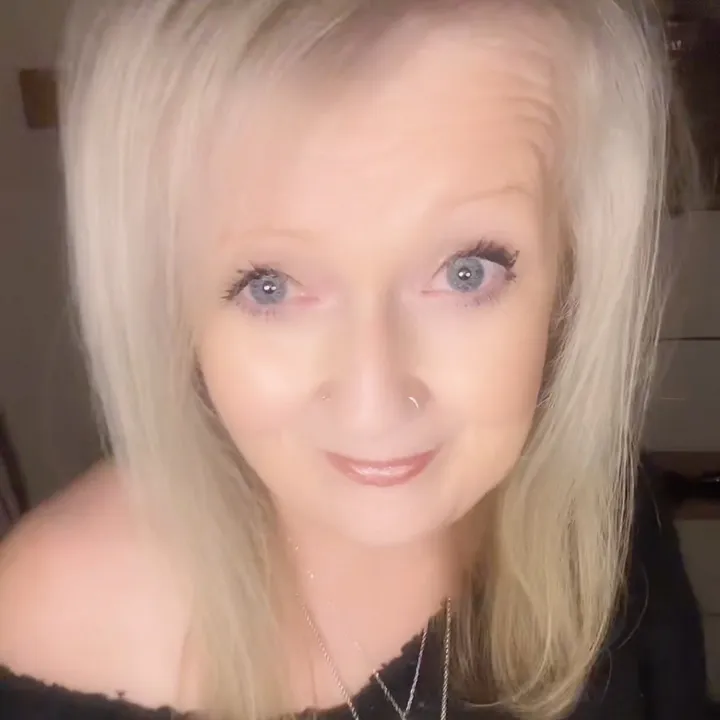 @mandyjb1105