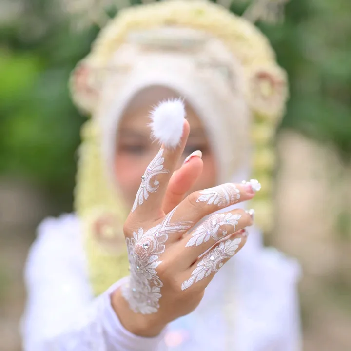 @thantyhenna_art17