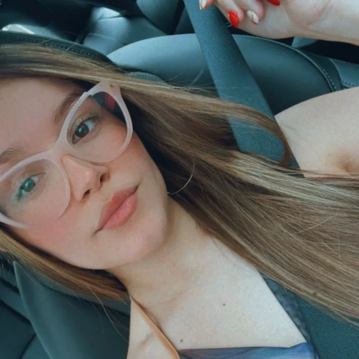 @andreabrendaly