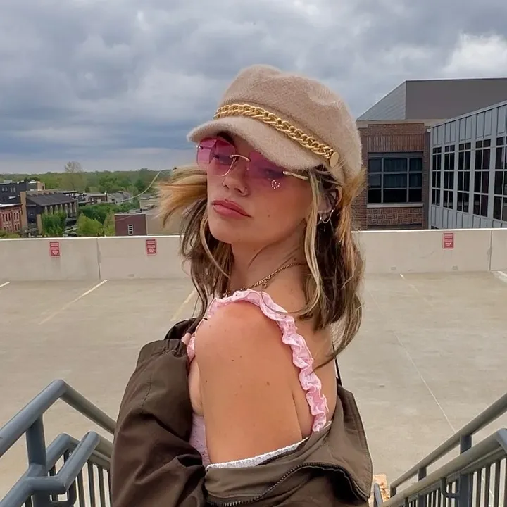 @lizurdmcguire