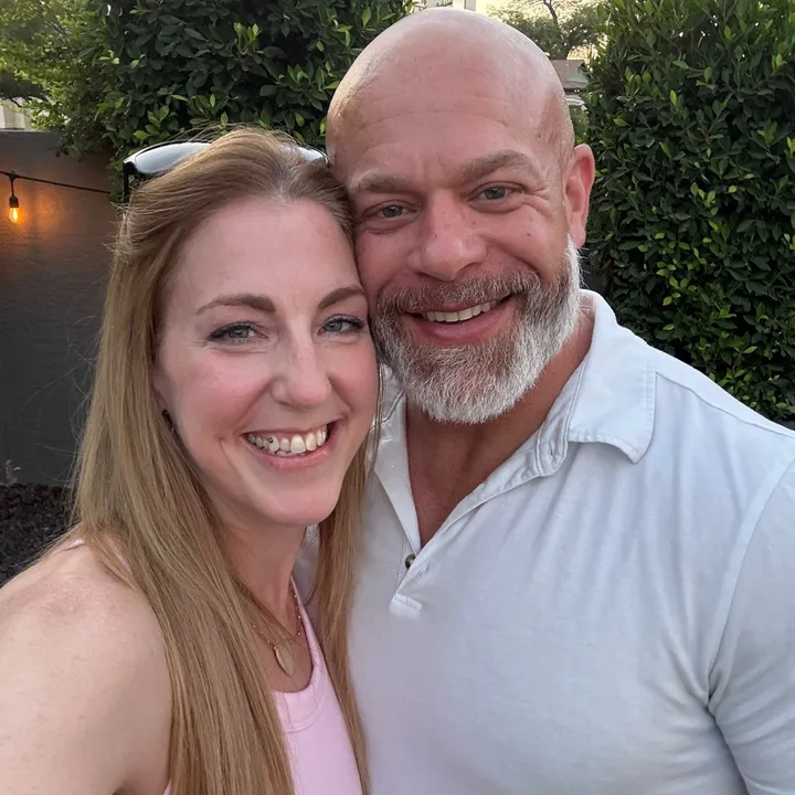 @mrandmrssniff