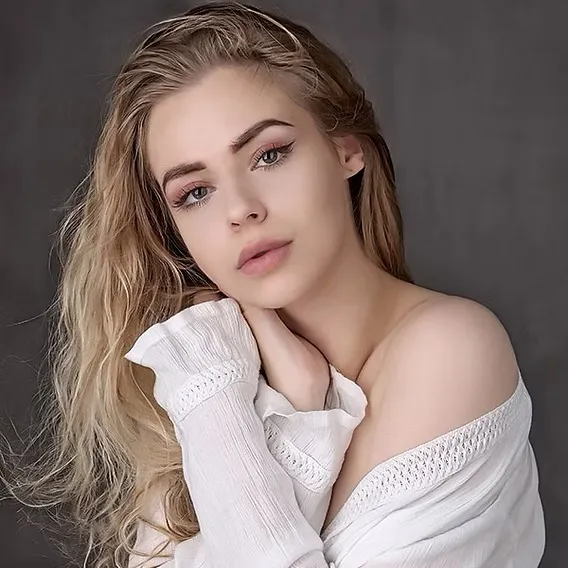 @ellmily7