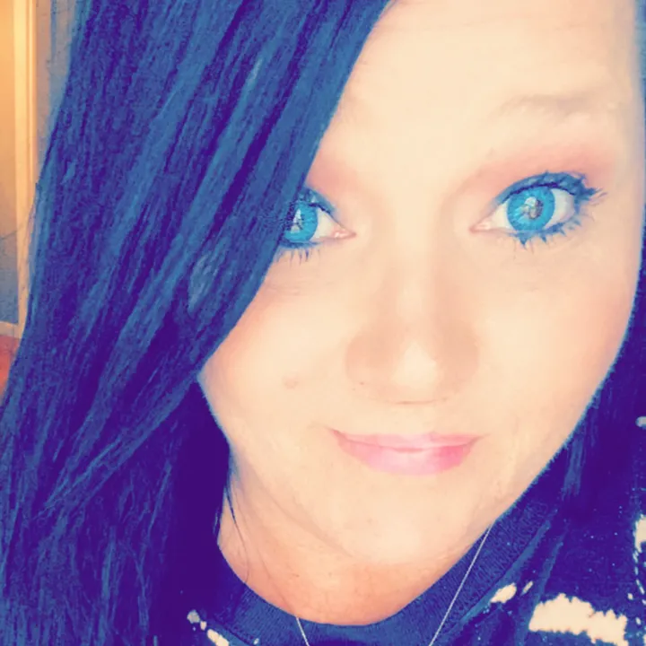 @rhondab_