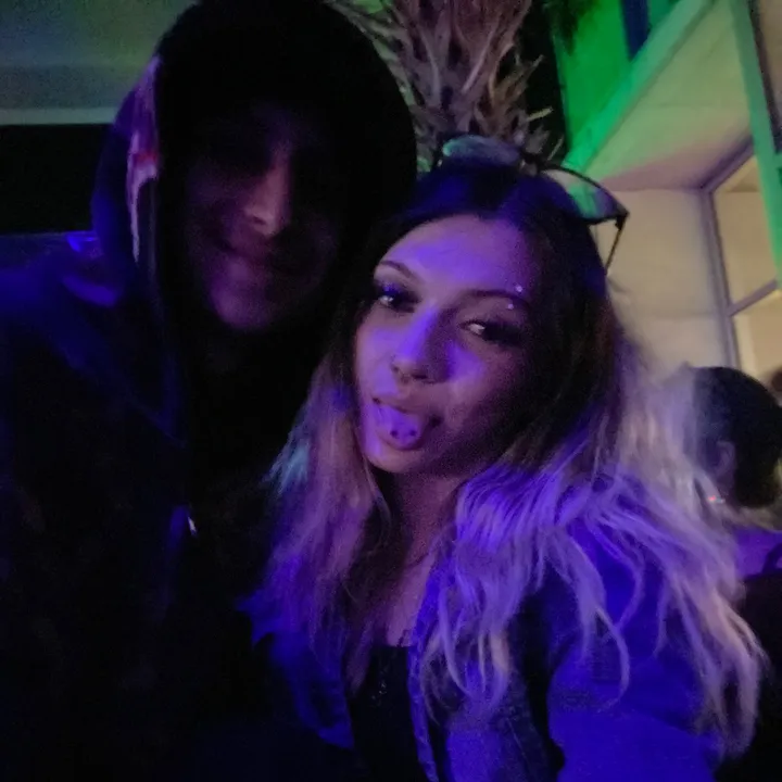 @pretty.poison.4.4.4