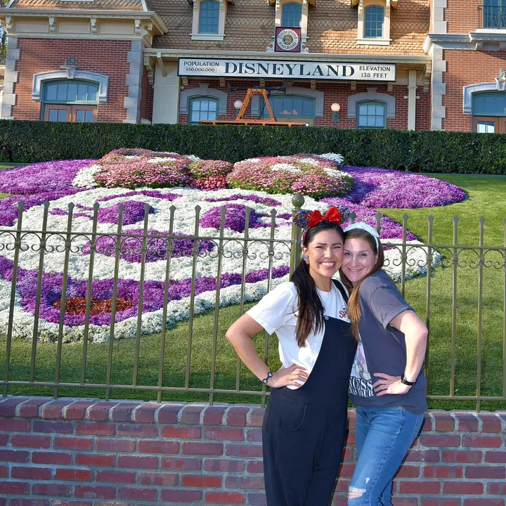 steph.and.dee