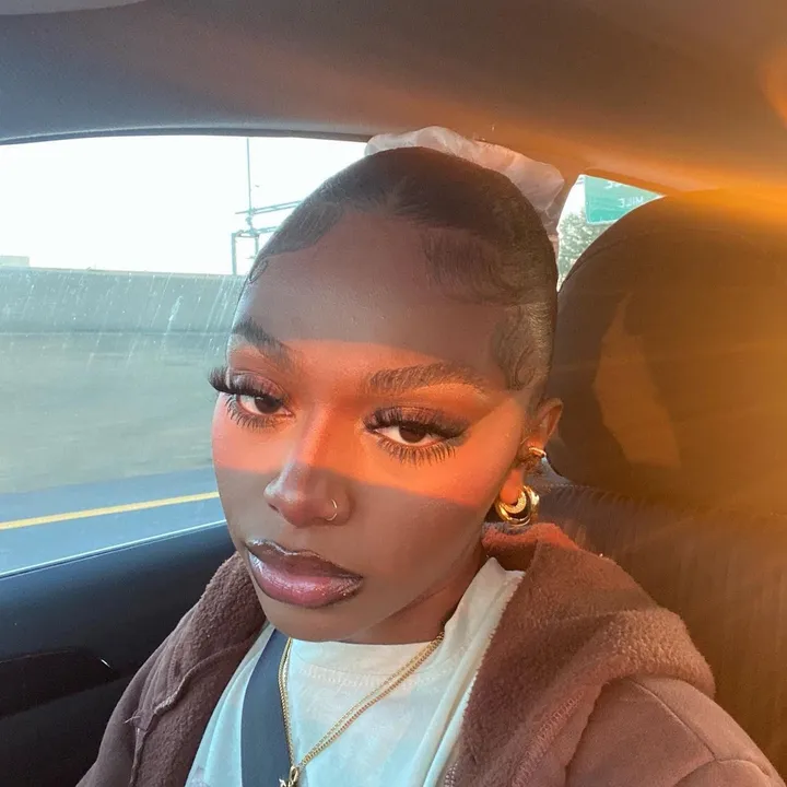 @mu.nisah