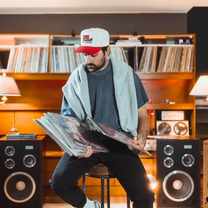 vinyl_nights_
