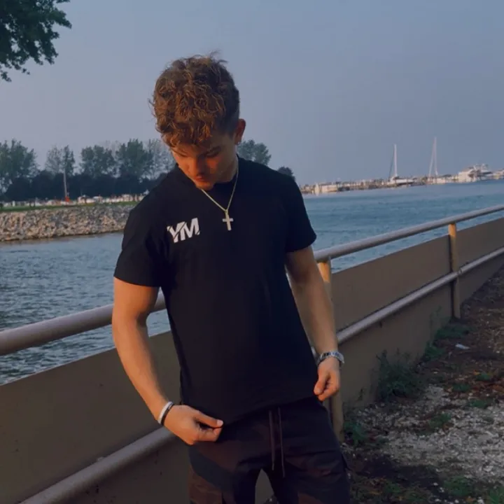 dealzbyyoung