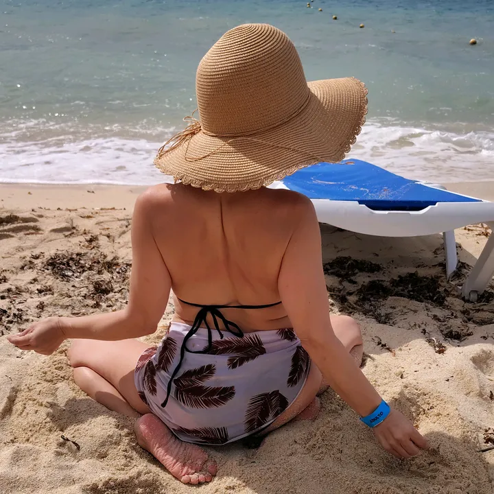 @courtneysgonedigital