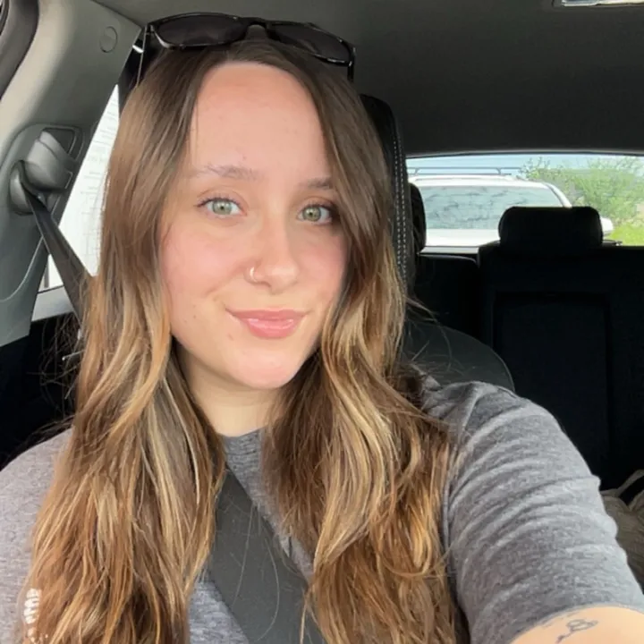 @laurynvr14