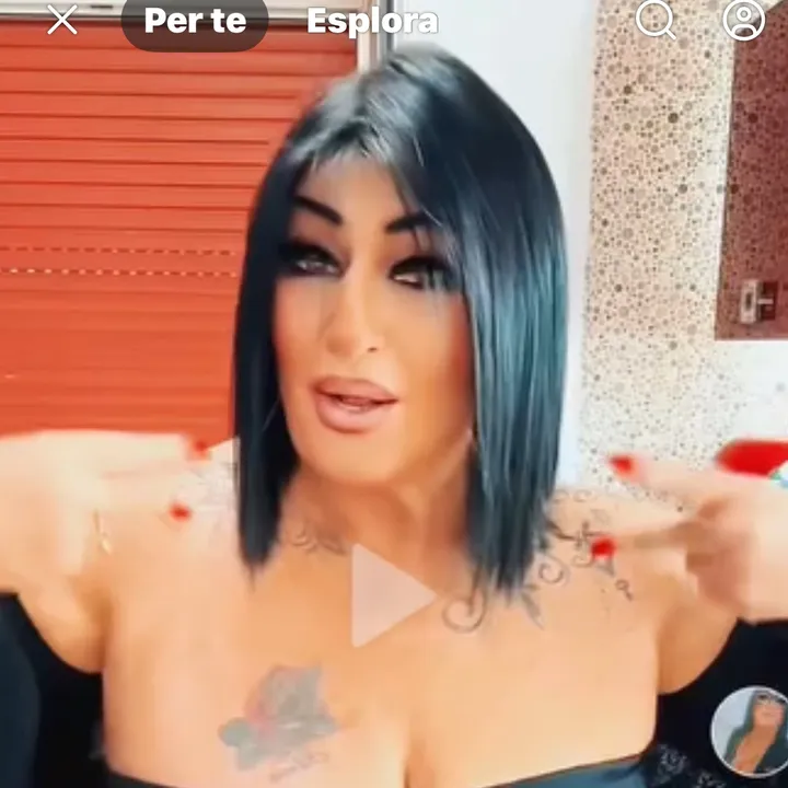 lucy_manu021
