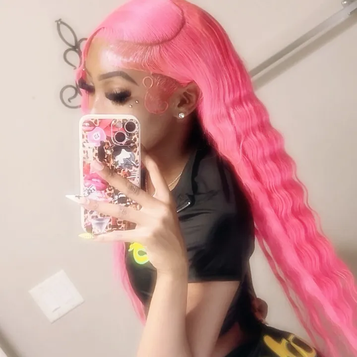@yoloniah
