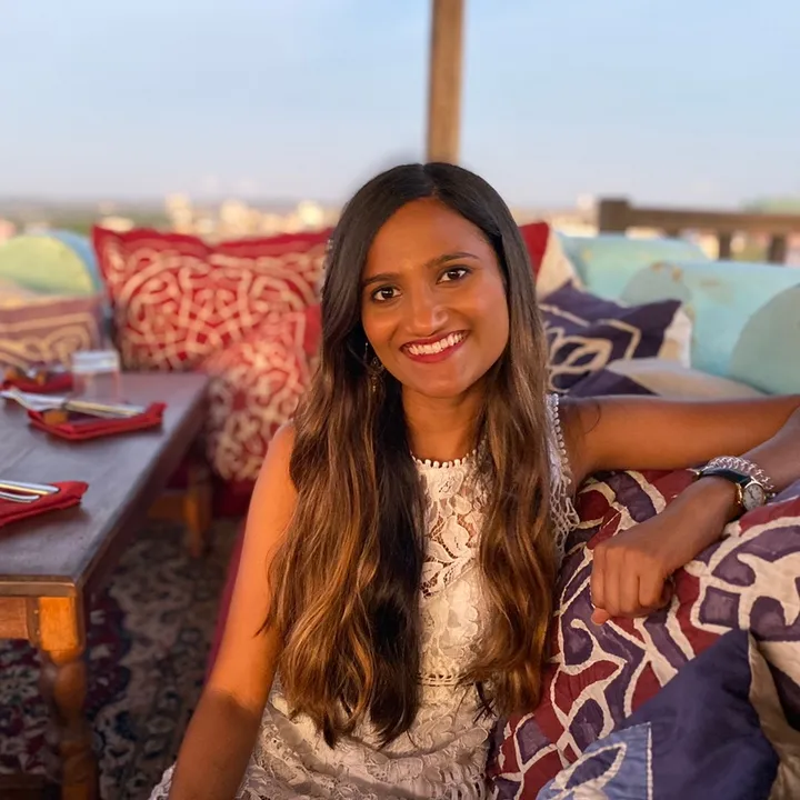 @awaywithavani