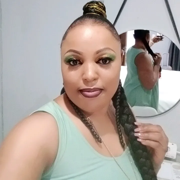 .dineo4