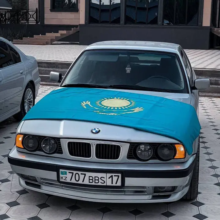 BMW e34 - suara asli