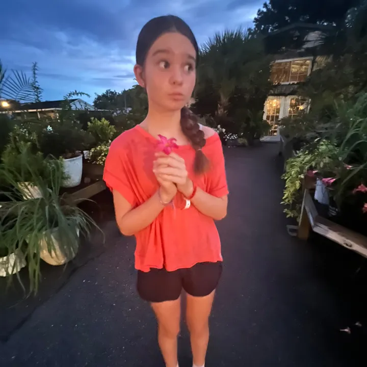ellachristensen10