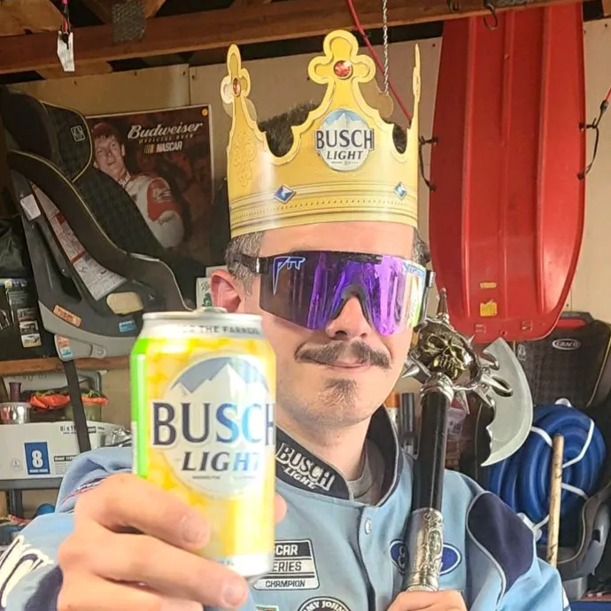 @thebuschlightking