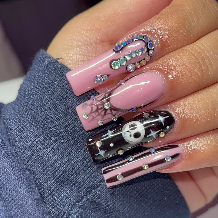@nailzby.violet