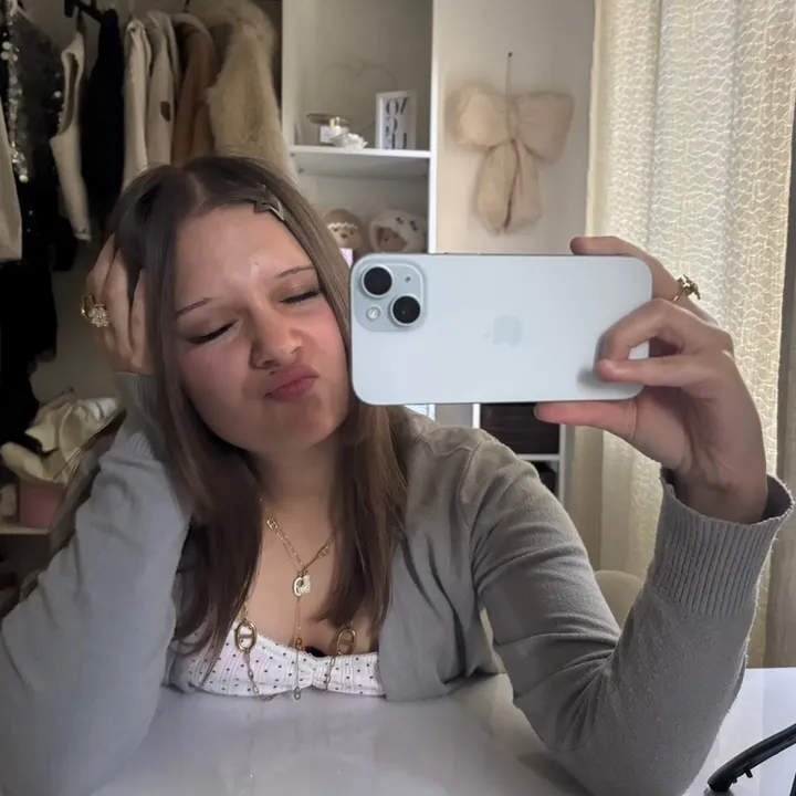 @tziloanee