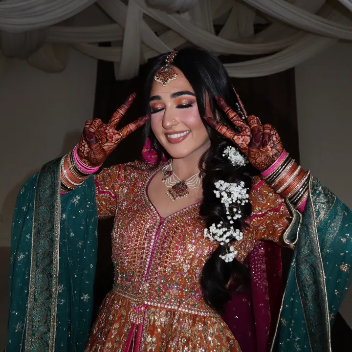 @arishaamirzaaa