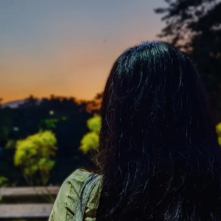 𝒜𝓃𝑔𝑒𝓁𝓆𝓊𝑒𝑒𝓃 - suara asli