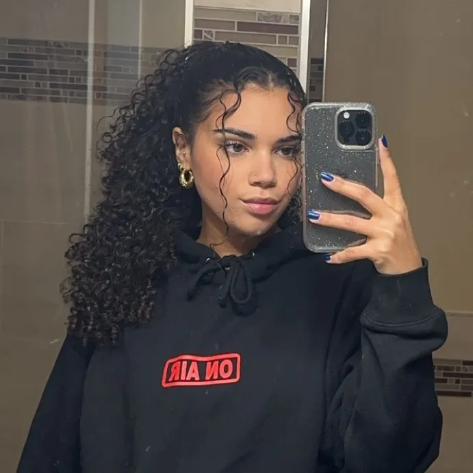 @isharooni
