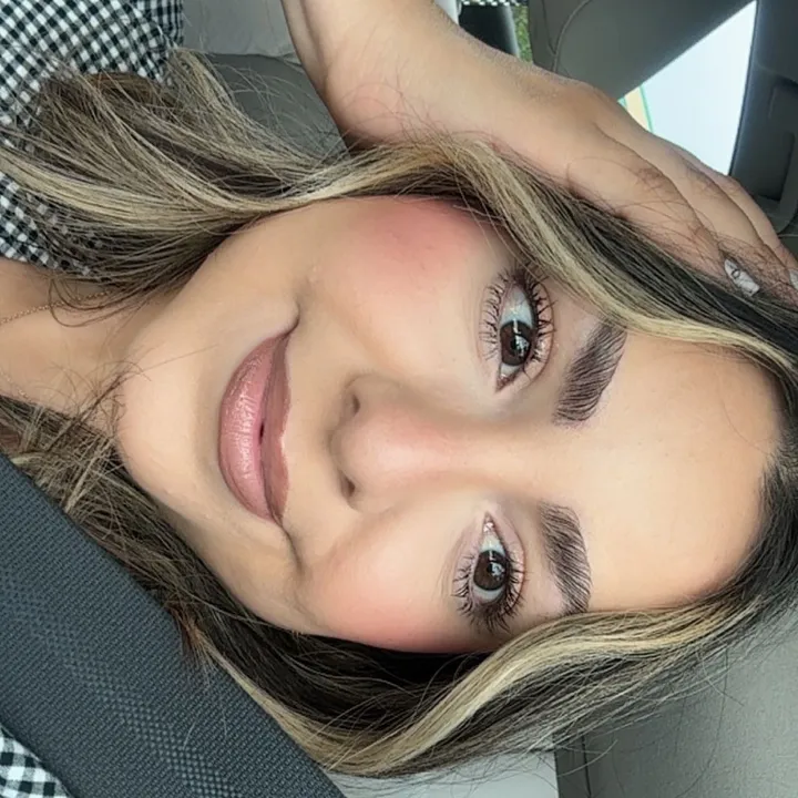 janellyjayyyy_